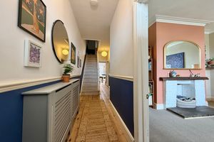 Entrance Hallway- click for photo gallery